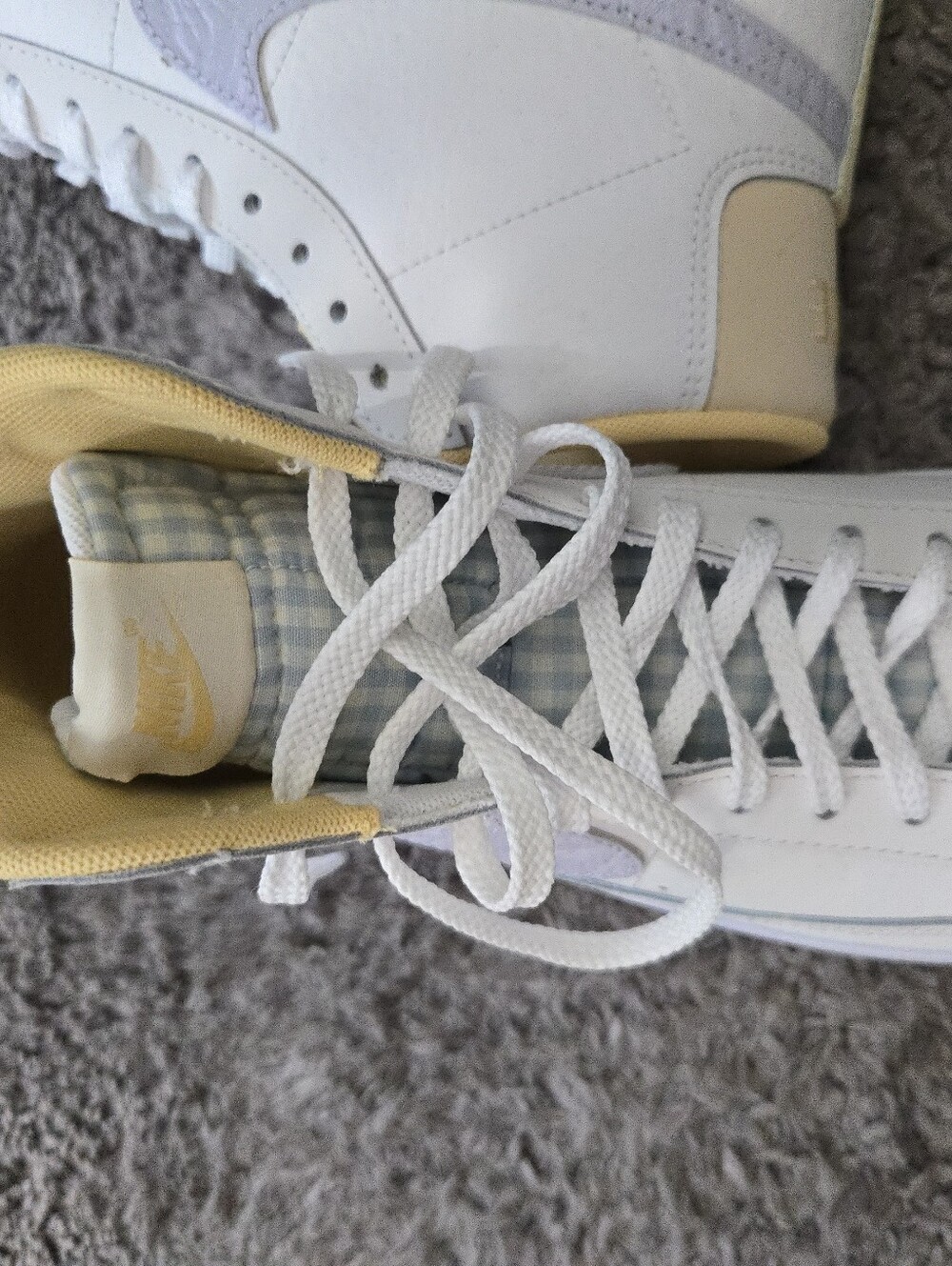 Nike Blazer Mid 77 Girls 7Y Easter Style Yellow Violet And Whit 1026 - Picture 3 of 8